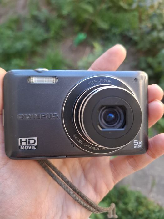 Компактен дигитален фотоапарат OLYMPUS VG-120