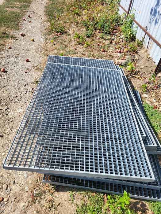 Grilaje zincate galvanizate