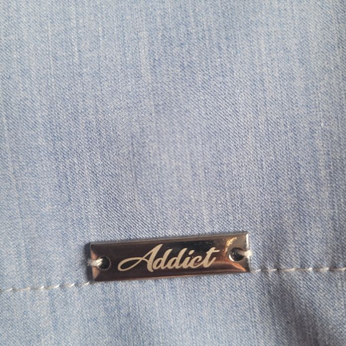 Бутикова рокля Addict