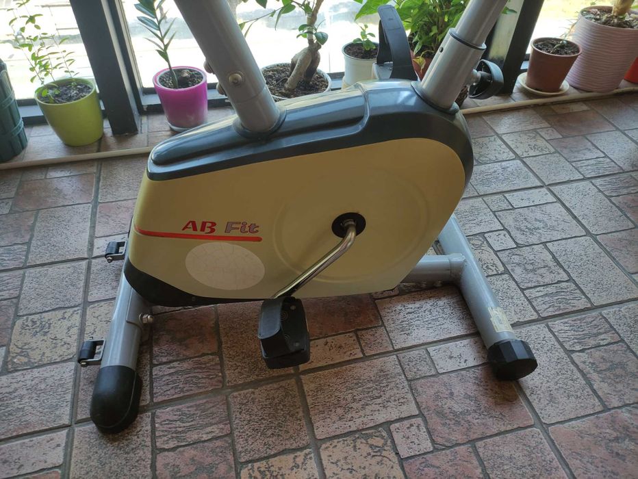 Продавам велоергометър