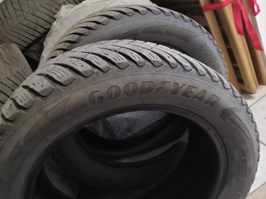 Продам зимние шины