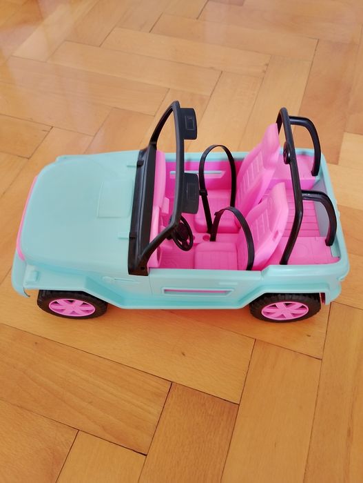 Mașinuță superbă Barbie