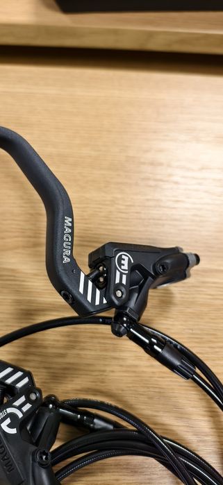 Комплект спирачки Magura MT 5 E Stop (L.850mm/1850mm) 4/2  бутални