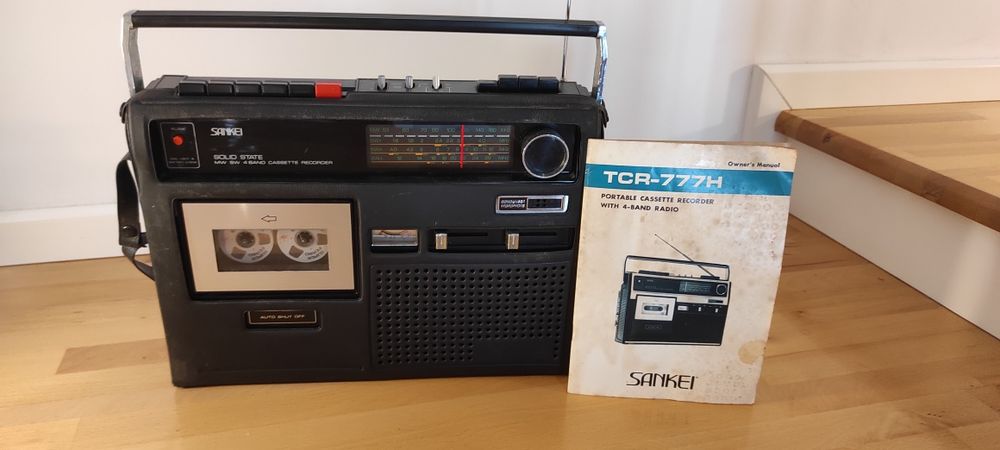 Radiocasetofon Sankei TCR-777M