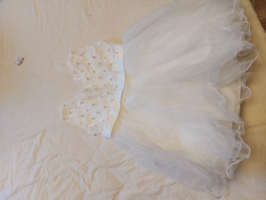 Детски рокли и пола