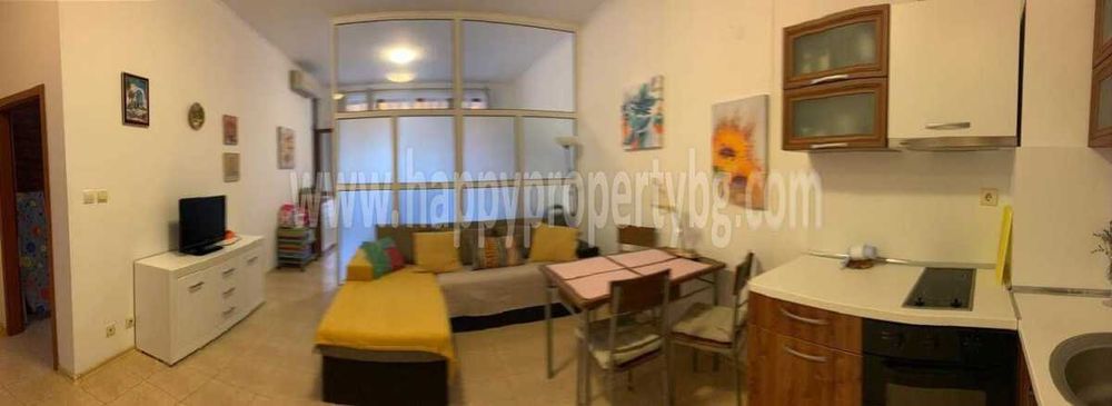 Продава се Тристаен апартамент в Несебър - 98 кв.м за 909 €/кв.м - Снимка #2