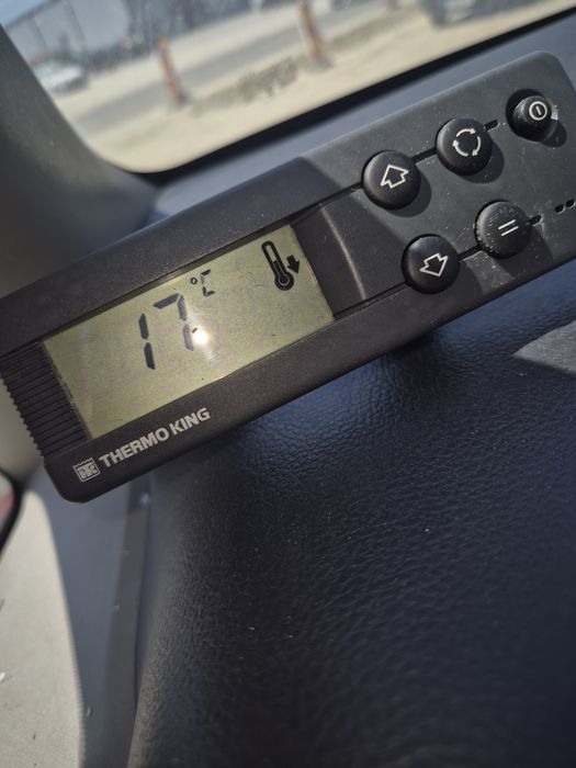 Nissan nv200  duba Frigorifica izoterma la priza 220