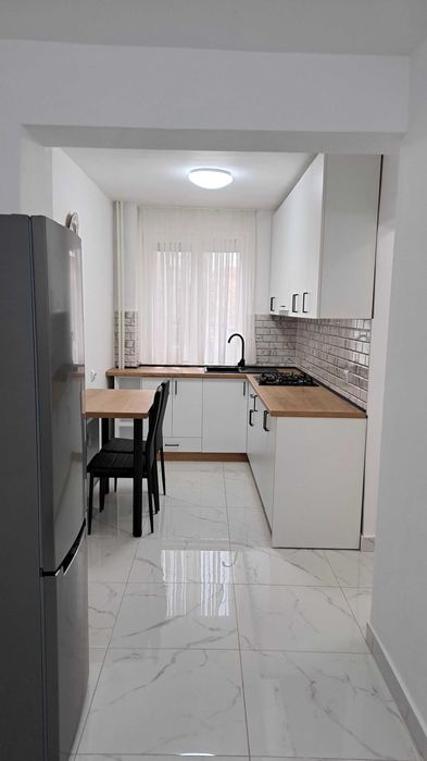 Inchiriez apartament doua camere