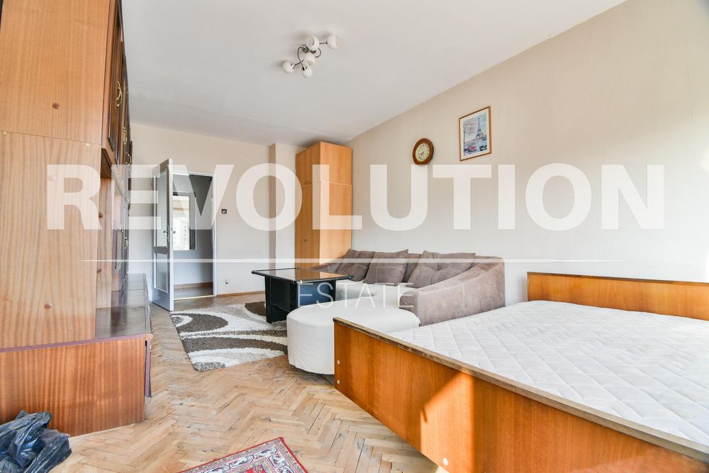 Дава се под наем Тристаен апартамент в София, Дианабад - 84 кв.м за 747.66 € - Снимка #2