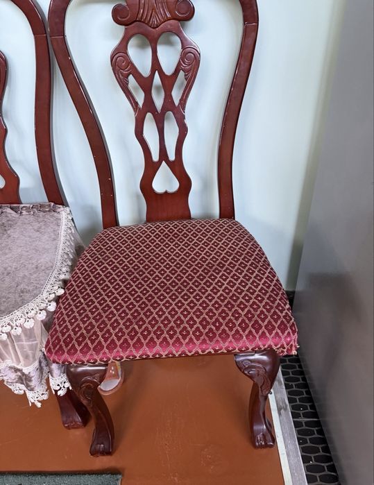 Продам стулья 2500