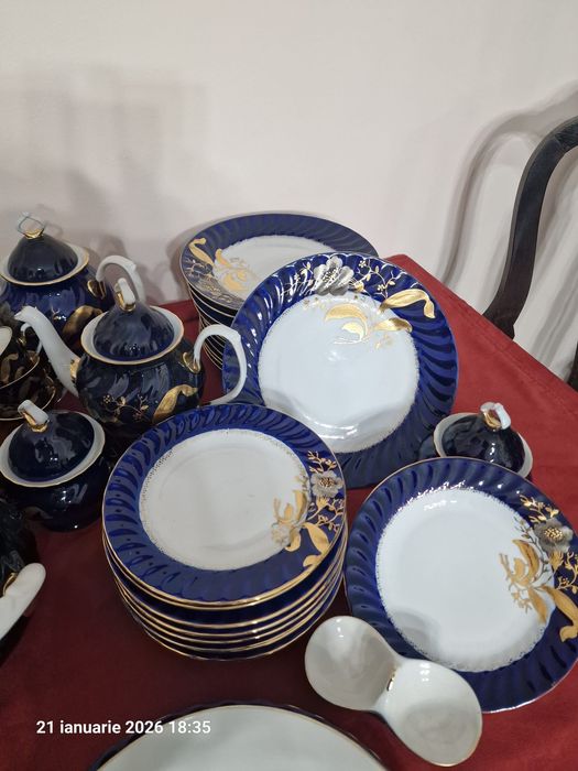 Serviciu de masă 12 persoane