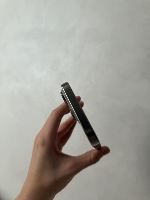 IPhone 16 Pro продаю