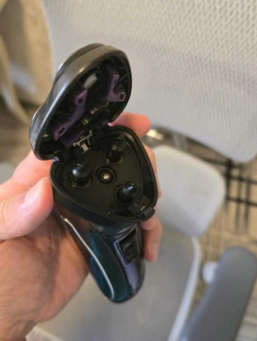 Электробритва триммер Philips PT-920