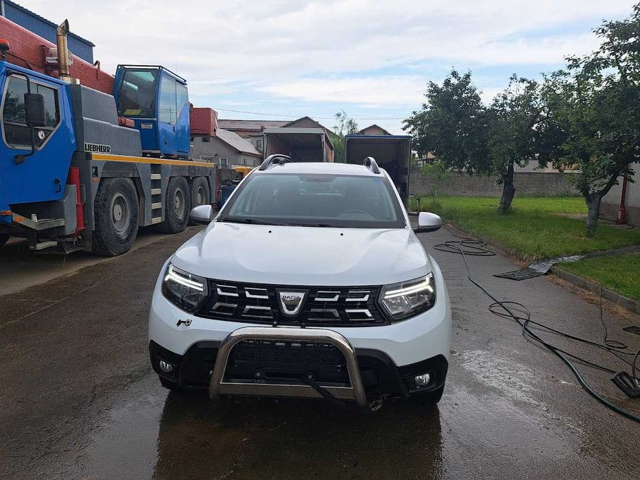 Dacia Duster 2023  , 4x4 , Diesel , NAV ,LED ,  Cabestan