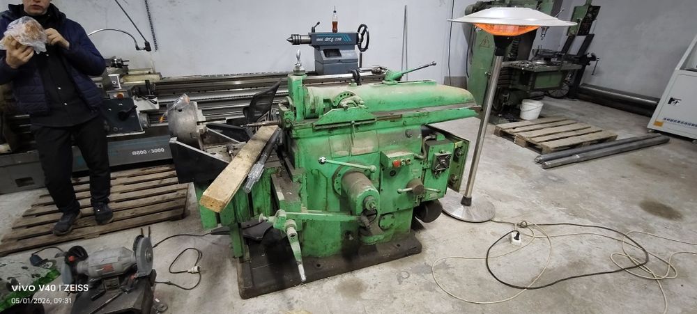 Токарные далбошник 1шт  фрезеровка 1шт