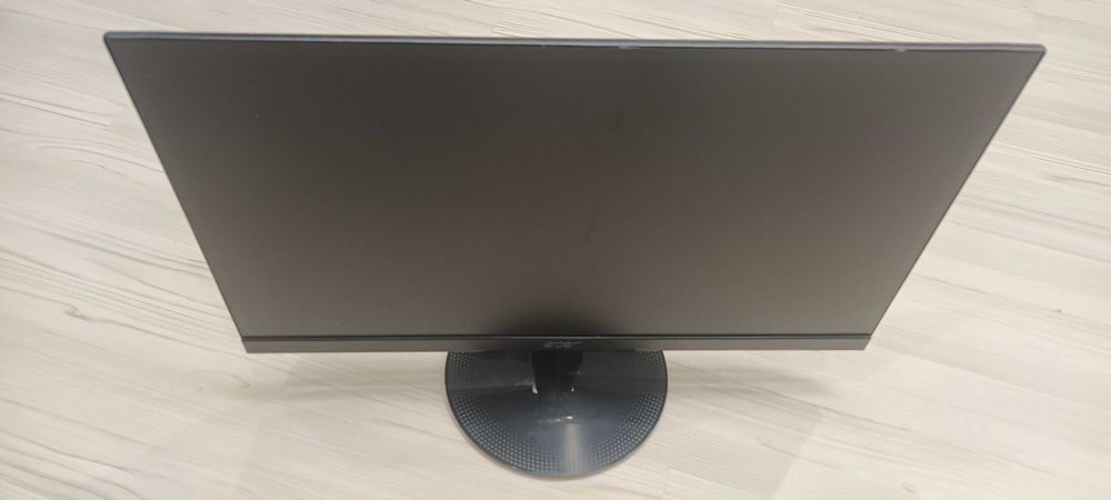Продавам изгоден монитор Acer SA230
