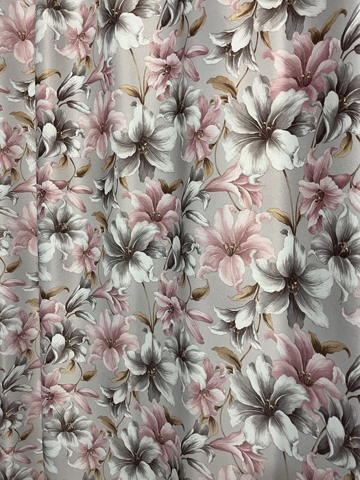 Продам шторы 2 штуки