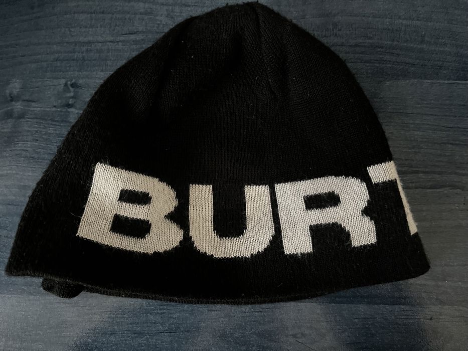 Caciula beanie placa snowboard Burton Element skateboard