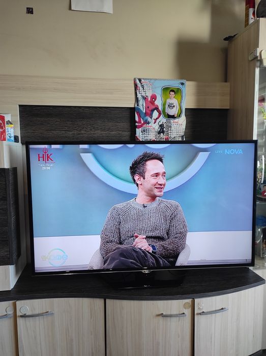 LED Телевизор TCL 48 инча