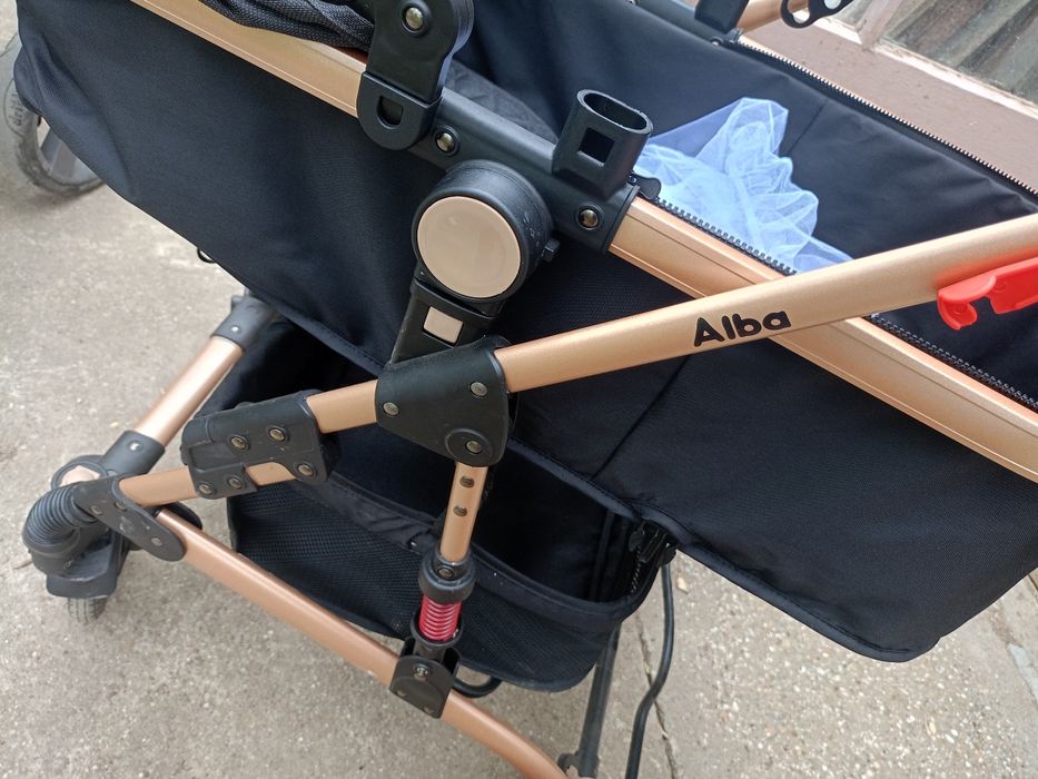 Количка Лорели Алба