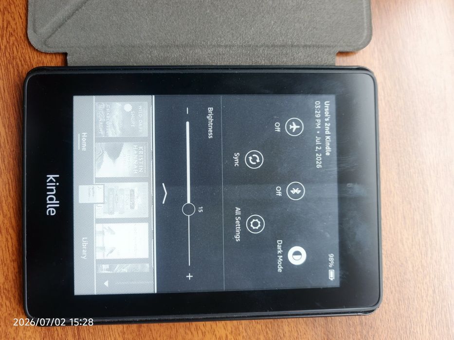 Amazon Kindle Paperwhite 4 (Generația 10) – 8GB, Waterproof, Wi-Fi, touch, iluminat