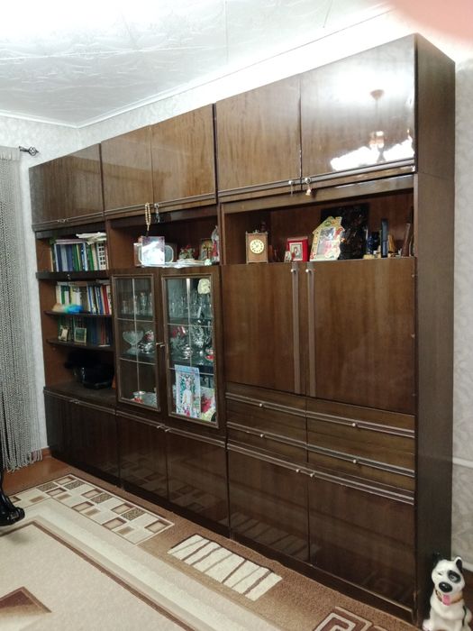 Продам мебель для зала спальни.