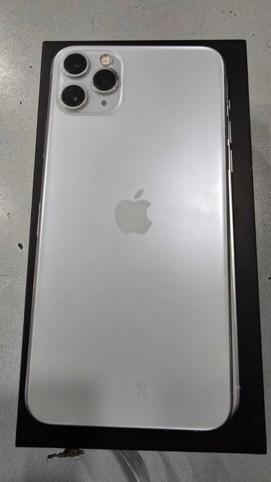 ***ПЕРФЕКТЕН***Iphone 11 Pro Max 64GB Battery 76%