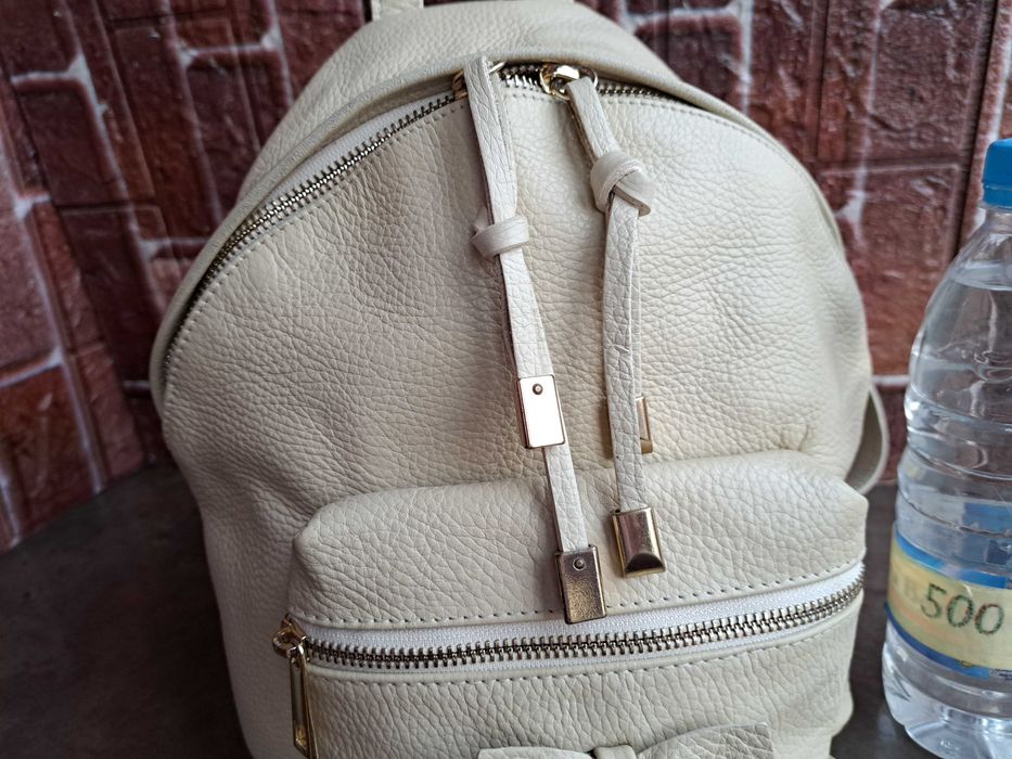 дамска раница,кожена,чанта-естествена кожа,бежово,слонова кост