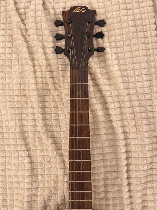 Chitară electro-acustică Lâg Tramontane T100ASCE-BLK, preamp StudioLag Plus
