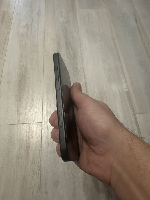 Iphone 16 256 GB - baterie 100%