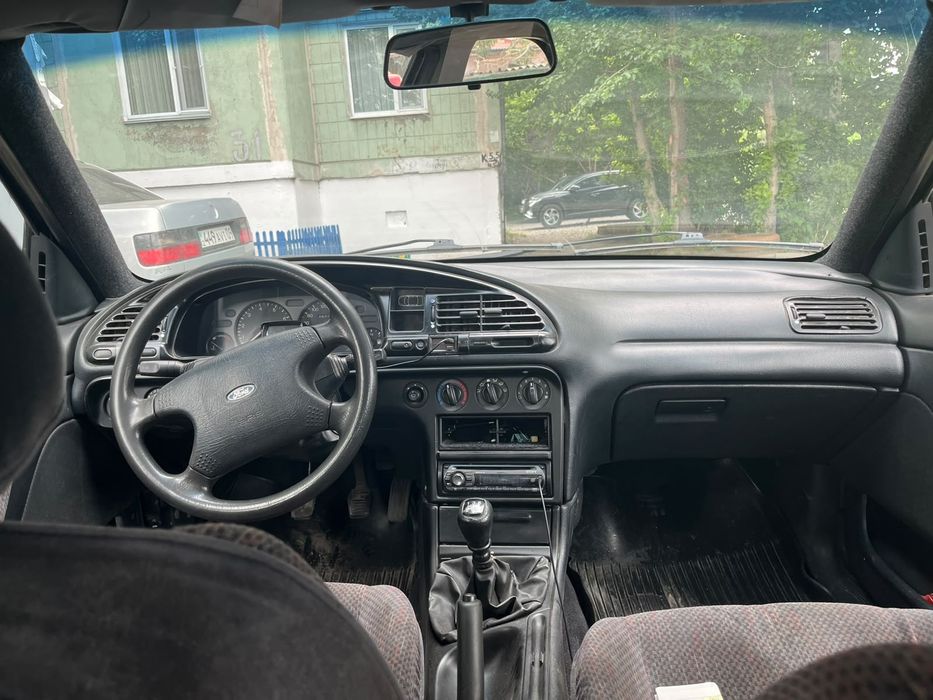 Ford Mondeo 1,1993