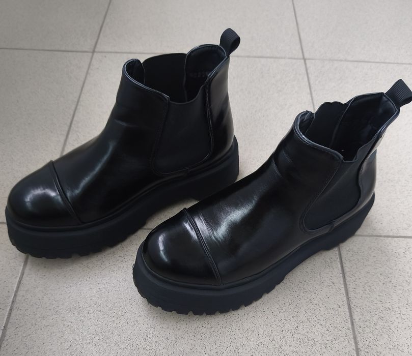 Дамски боти /ботуши 37 номер