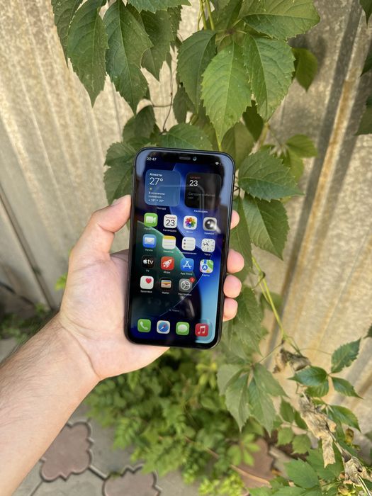 Продам телефон Айфон 11 128Gb