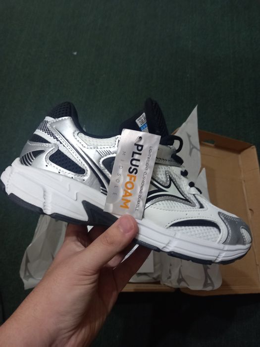 Кроссовки Mizuno Speed 2K. Новые