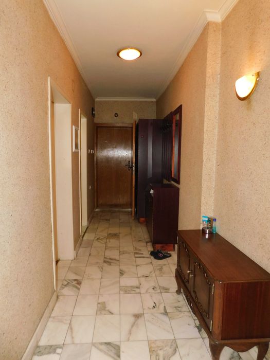 4-стаен апартамент с ГАРАЖ, Център, Търговище, 98 кв.м.