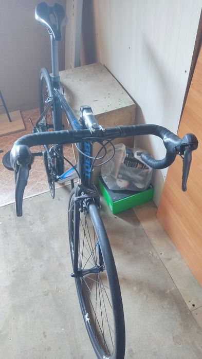 Шоссейная велосипед Giant