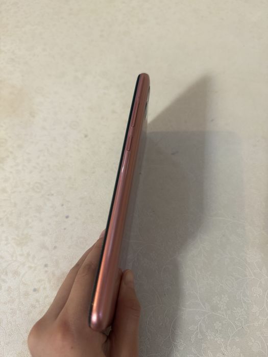 Сотка самсунг в хорошом состояние