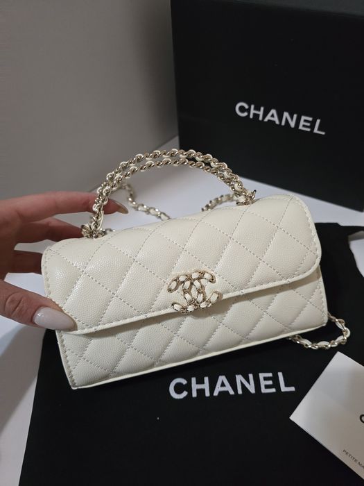 Налична чанта Chanel Kelly 23p