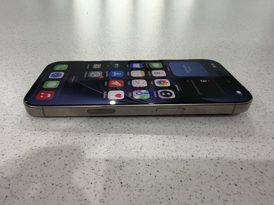 Vand Iphone 16 Pro 128 GB - Natural Titanium