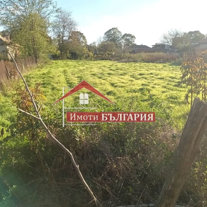 Парцел в с. Сенокос