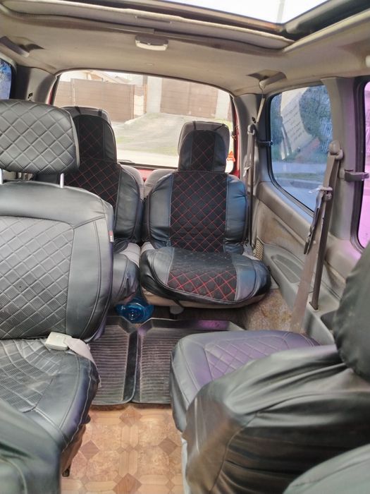 Продам Nissan Serena
