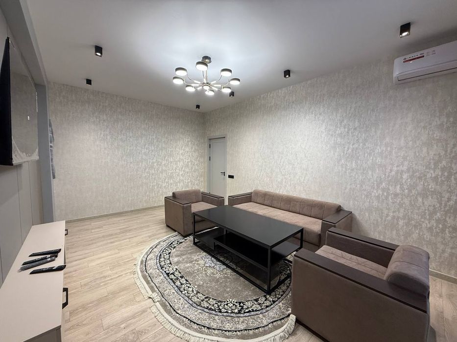 Сдаётся 2х комнатная квартира на 5этаже в районе Бухара Сити Латтико