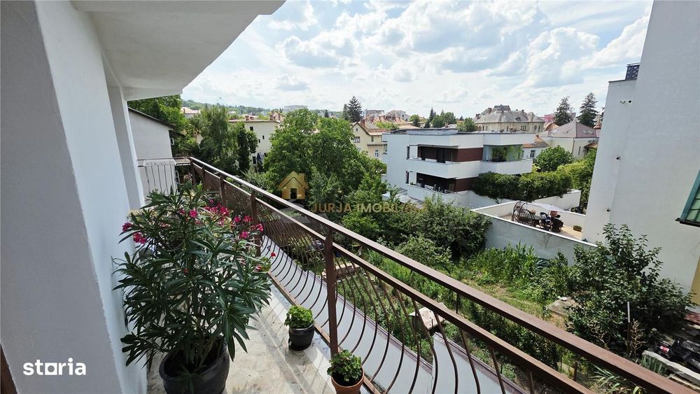 Apartament 3 Camere 96 Mp Garaj  Andrei Muresanu