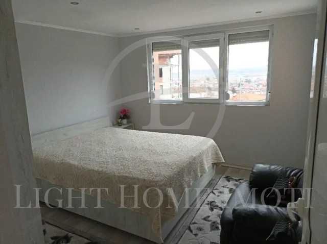 Продава се Къща в Кричим - 252 кв.м за 993 €/кв.м - Снимка #4