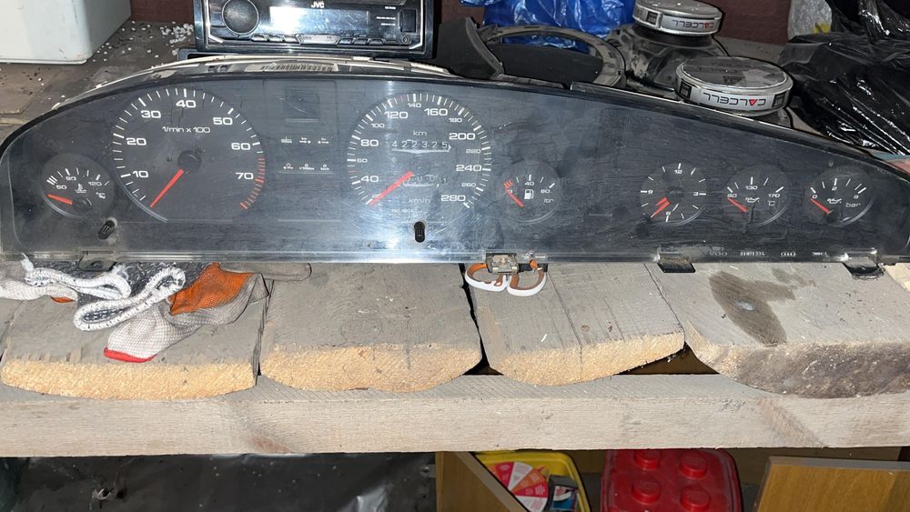 Продам запчасти на ауди