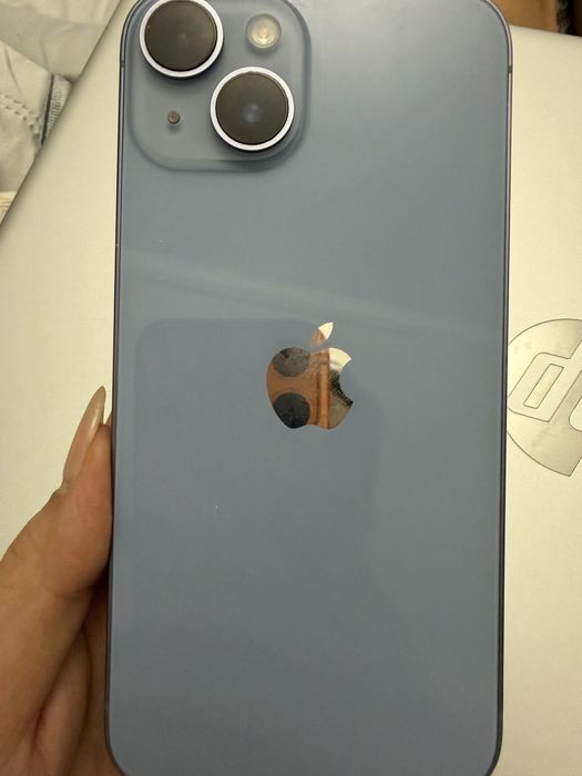 Продам Iphone 14