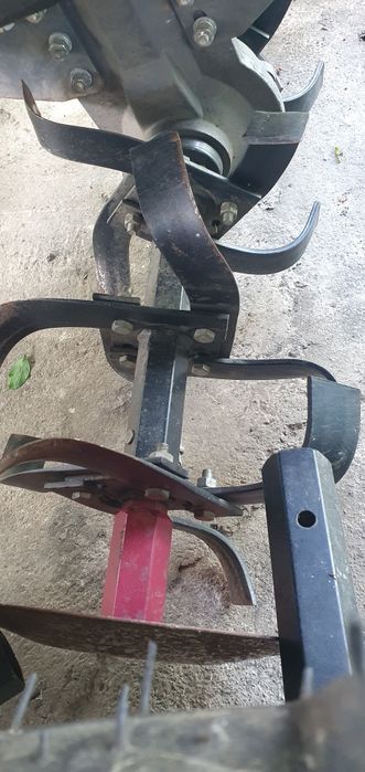 Vând motocultor wema