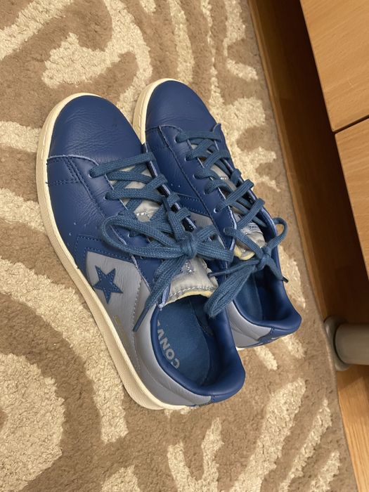 pantosi sport  converse