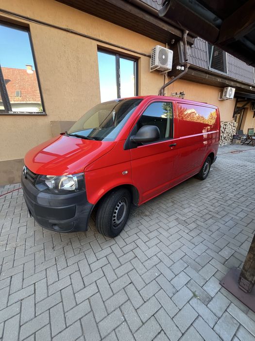 VW T5 Autoutilitara
