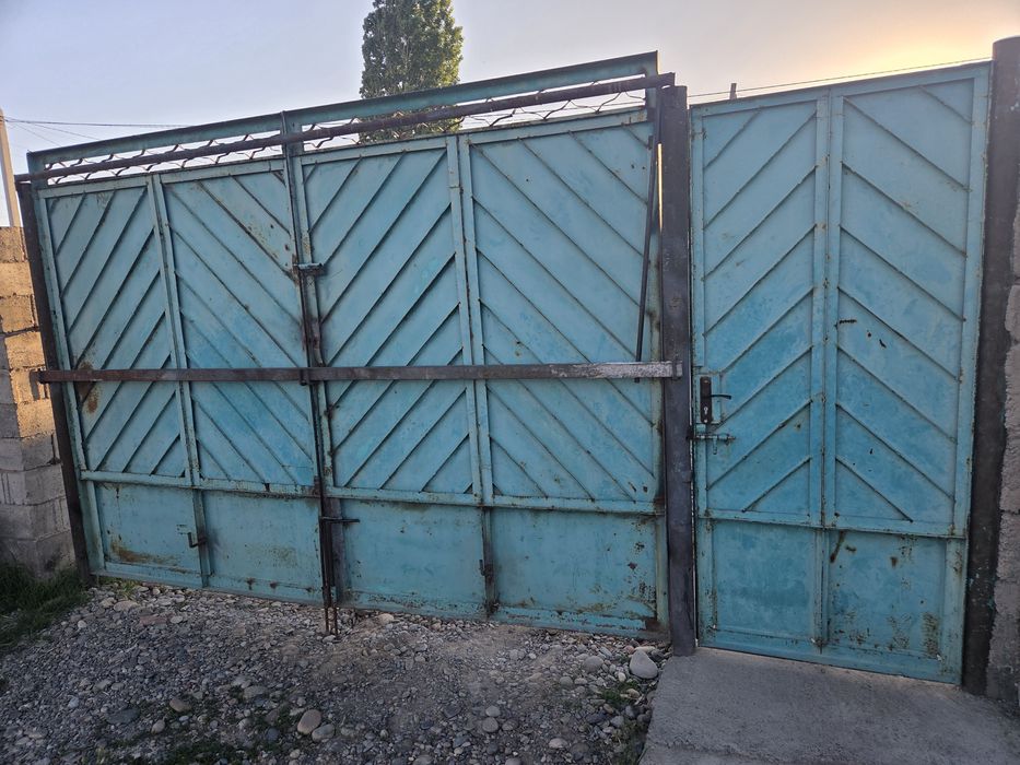 Продам ворота для дома